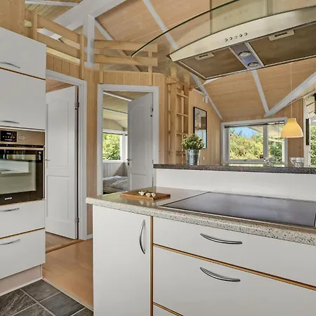 4 Bedroom Gorgeous In Feriehus Børkop