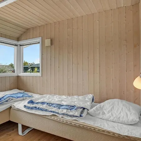 4 Bedroom Gorgeous In Nyaraló Børkop