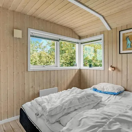 4 Bedroom Gorgeous In *