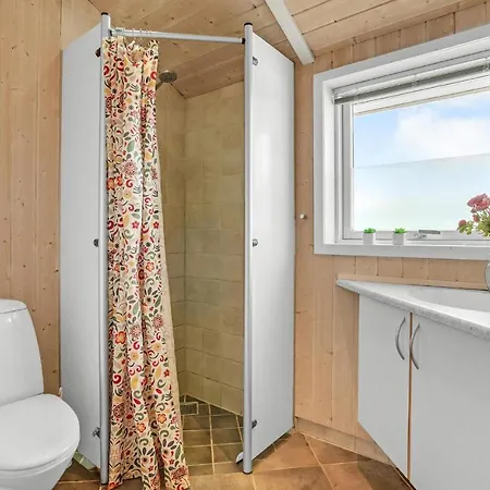 4 Bedroom Gorgeous In