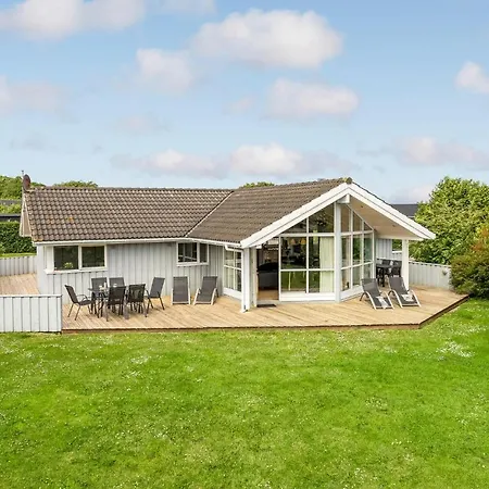Vakantiehuis 4 Bedroom Gorgeous In