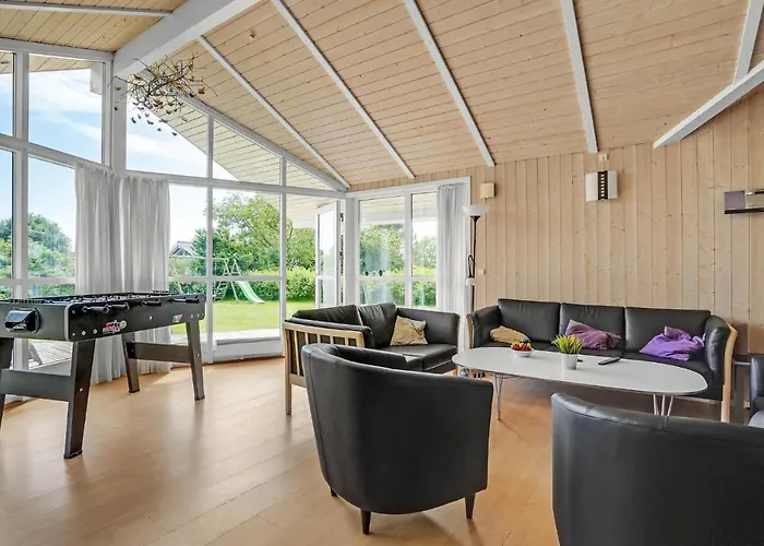 4 Bedroom Gorgeous In Casa vacanze *