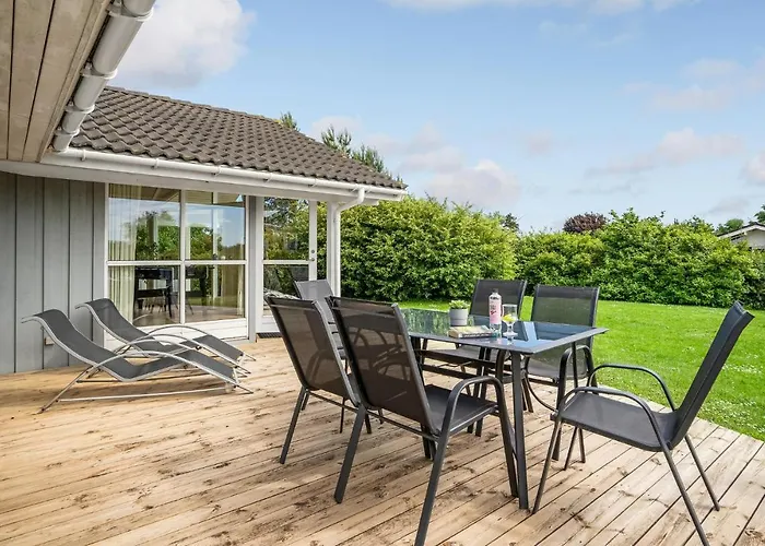 4 Bedroom Gorgeous In Børkop