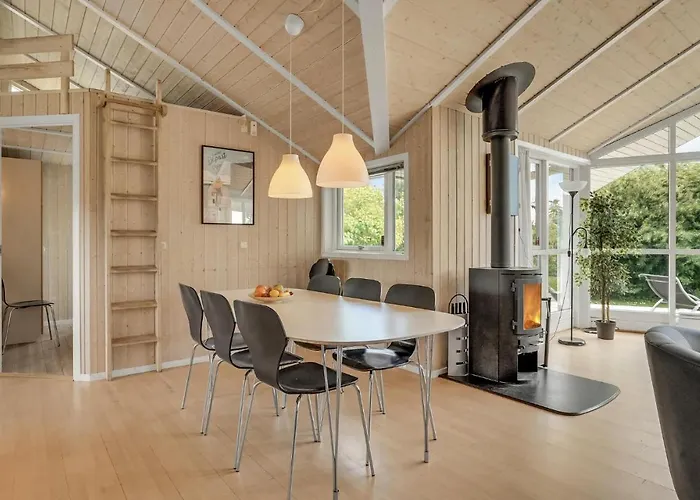 Casa vacanze 4 Bedroom Gorgeous In *